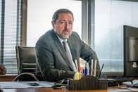 The Bay – Detective Inspector Anthony Manning (Daniel Ryan) möchte den Mord an einem Rechtsanwalt so schnell wie möglich aufklären.