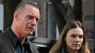 Chicago P.D. – Hank Voight (Jason Beghe) und Hailey Upton (Tracy Spiridakos)