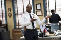 Brooklyn Nine-Nine – Brooklyn Nine-Nine (2014)