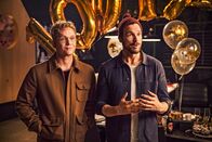 100 Dinge – L-R: Toni (Matthias Schweighöfer) und Paul (Florian David Fitz)