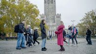 WeltWeit – Lena Hager erfährt von der Content-Creatorin Sam Kieszkowska, wie junge Frauen online angefeindet werden.