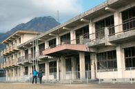 Leben mit Vulkanen – Die Überreste dieser Schule zeugen von der enormen Kraft und Gewalt des Vulkans Unzen im Südwesten Japans, der im Jahr 1991 ausbrach.