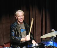 Desperate Housewives – Noch hat Dave (Neal McDonough) gut lachen, doch schon bald wartet eine Überraschung auf ihn ...