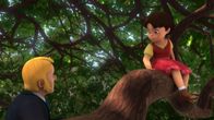 Heidi – Herr Sesemann redet mit Heidi auf dem Baum.