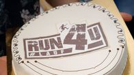 RUN4U – Paul hat Geburtstag, da darf eine RUN4U-Torte nicht fehlen.
