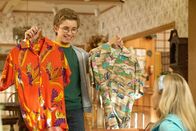 The Goldbergs – Adam Goldberg (Sean Giambrone, l.); Dana Caldwell (Natalie Alyn Lind, r.)