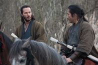 47 Ronin – Einst wurde der Halb-Japaner Kai (Keanu Reeves, l.) von den Samurai verstoßen, doch als ein rachsüchtiger Fürst an die Macht kommt, schließt der fruchtlose Krieger sich mit Oishi (Hiroyuki Sanada, r.) und den nun herrenlosen Ronin zusammen, um die Tyrannei des Fürsten Kira zu stoppen ...