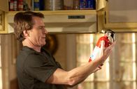 Malcolm mittendrin – Weil Hal (Bryan Cranston) Dewey versprochen hat, bei einem "Vater-Sohn"-Rennen mitzumachen, will er trotz verätzter Augen sein Versprechen halten. Er will fast blind an diesem Rennen teilnehmen ...