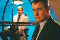 Inspector Barnaby – Inspector Barnaby (John Nettles, r.) und Max Ransom (Joe Anderson, l.).