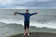 Was kostet... – Johannes Zenglein am Strand