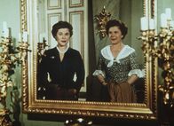 Die Wirtin zur Goldenen Krone – Paula Wessely, Paula Wessely
