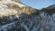 Traumzüge – Das 65 Meter hohe Landwasserviadukt, erbaut im Jahr 1901, ist eines der berühmten Wahrzeichen der Rhätischen Bahn. Es gehört zum UNESCO-Weltkulturerbe.