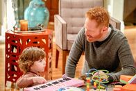 Modern Family – Pierce Wallace (Joe Pritchett), Jesse Tyler Ferguson (Mitchell Pritchett).