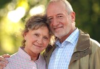 Sturm der Liebe – ARD STURM DER LIEBE - DIE SCHÖNSTEN MOMENTE, DIE SONNBICHLERS10 Uhr im Ersten. Im Mittelpunkt dieses neuen Specials steht das Ehepaar Sonnbichler: Chefportier Alfons (Sepp Schauer) und seine Frau Hildegard (Antje Hagen), die Sous-Chefin der Hotelküche, sind seit Folge 1 bei "Sturm der Liebe" dabei. Auch nach vielen Ehejahren sind sich die beiden in herzlicher Liebe zugetan.