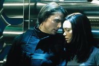 Mission: Impossible 2 – L-R: Ethan (Tom Cruise) und Nyahs (Thandie Newton)