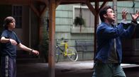 The Contract – Entfernen sich seit dem Tod seiner Frau immer mehr von einander: Ray (John Cusack, r.) und Sohnemann Chris (Jamie Anderson, l.) ...