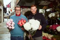 Luxusklasse: Einkaufsmeile der Superreichen – Blumen für die Bond Street: Der Blumenstand der Familie Watkins behauptet sich seit über 50 Jahren auf einer der teuersten Einkaufsstraßen der Welt.