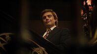 The Apprentice - The Trump Story – Donald Trump (Sebastian Stan) hatte immer das Ziel möglichst erfolgreicher als sein Vater zu werden.