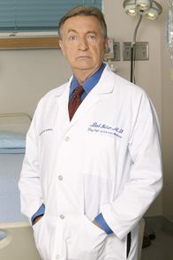 Scrubs - Die Anfänger – Dr. Bob Kelso (Ken Jenkins).
