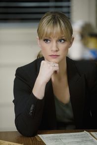 Criminal Minds – Ermittelt gemeinsam mit ihren Kollegen an einem neuen Fall: JJ (AJ Cook) ...