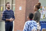 Single Parents – v.l.n.r.) Will Cooper (Taran Killam); Rory Banks (Devin Trey Campbell); Poppy Banks (Kimrie Lewis)