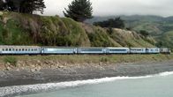 Mit dem Zug durch ... – Neuseelands Eisenbahnen sind wegen ihrer spektakulären Streckenführung legendär.