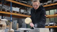 Comeback des Handwerks – Comeback des Handwerks Helena Reppin im elterlichen Marmorbetrieb