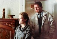 Polizeiruf 110 – Oberleutnant Zimmermann (Lutz Riemann), Petra Sandner (Swetlana Schönfeld).