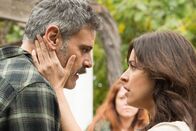 The Pier – Conrado (Roberto Enríquez, l.); Alejandra (Verónica Sánchez, r.)