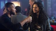 Chicago Fire – Chicago Fire Staffel 7, Folge 9 Freundschaftliches Treffen: Tye White als Tyler, Miranda Rae Mayo als Stella Kidd. Copyright: SRF/NBC Universal