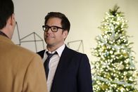 Bull – L-R: Rex Kensington (Ian Kahn) und Dr. Jason Bull (Michael Weatherly)