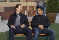 Navy CIS – Timothy McGee (Sean Murray, l.); Nick Torres (Wilmer Valderrama, r.)