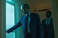 Detective Grace – Ein Mörder, der die Polizei unablässig auf falsche Fährten führt, beschäftigt DS Roy Grace (John Simm, l.) und seinen Stellvertreter DS Glenn Branson (Richie Campbell, r.).