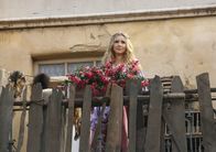 Scrubs - Die Anfänger – Im Märchen wird Elliott (Sarah Chalke) zur Prinzessin, die den Dorftrottel um Hife bittet ...