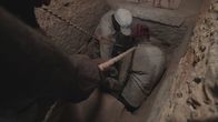 Spurensuche in Sakkara – Die Arbeit ist gefährlich. Neu gegrabene Schächte können jederzeit einstürzen.