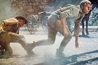Nevada Smith – Im Gefangenenlager in Louisiana verhilft Max Sand (Steve McQueen, re.) dem Gauner Bill Bowdre (Arthur Kennedy, li.) zur Flucht, bevor er an ihm Rache nimmt.