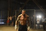 Kickboxer: Die Vergeltung – Der skrupellose Thaiboxer Tong Po (Dave Bautista) schreckt vor nichts und niemandem zurück ...
