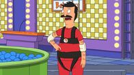 Bob's Burgers – Der geplante Filmabend von Bob und seiner Familie entwickelt sich zu einer Katastrophe, als ihr Auto einen Totalschaden hat. Alternativ schauen sie sich in einem TV-Studio die Aufzeichnung einer Gameshow an. Als plötzlich die Showteilnehmer abspringen, muss Ersatz her: Eine fünfköpfige Familie wird gesucht ...