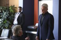 Navy CIS – L-R: Henry Rogers (Bruce McGill) , Leroy Jethro Gibbs (Mark Harmon)
