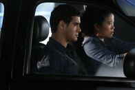 Scorpion – Können Walter (Elyes Gabel, l.), Happy (Jadyn Wong, r.) und der Rest des Teams verhindern, dass ein gefährlicher Pilz weiter streut und damit das Leben aller im Krankenhaus in Gefahr bringt?