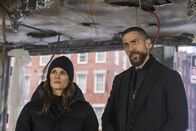 FBI: Special Crime Unit – FBI SA Maggie Bell (Missy Peregrym, l.); FBI SA Omar Adom 'OA' Zidan (Zeeko Zaki, r.)