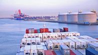 Giant Hubs – Da der Hafen von Rotterdam am Rhein-Maas-Delta gelegen ist, gelangen die Containerschiffe schnell über die Nordsee in den Atlantik.