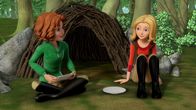 Wendy – Wendy (re.) ist überrascht, wie gut Bianca sich in der Natur auskennt.