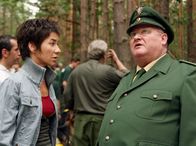 Polizeiruf 110 – Assistentin Katrin Schubert (Anja Franke) und Polizeihauptmeister Horst Krause (Horst Krause) am Tatort.