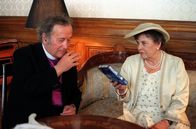 Kaisermühlen Blues – Kurt Weinzierl (Monsignore Fatzl), Hilde Sochor (Mutter Schoitl).