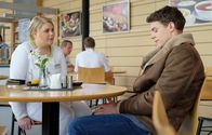 In aller Freundschaft – Völlig überraschend bekommt Schwester Miriam (Christina Petersen) Besuch von ihrem ehemaligen Freund und Kollegen Malte Riedler (Gerrit Klein). Malte ist der Grund für Miriams Verhalten gegenüber ihrem neuen Chefarzt Dr. Kai Hoffmann, denn der hat Miriams Freund vor etwa zwei Jahren brutal zusammengeschlagen - glaubt Miriam.
