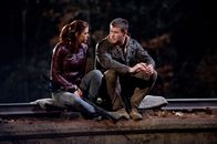 Red Dawn – Toni (Adrianne Palicki) und Daryl (Connor Cruise)