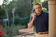 Café Society – Café Society Schlauer Vermittler: Steve Carell als Phil Stern. Copyright: SRF/Gravier Productions