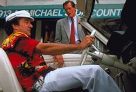 Kap der Angst – Sam Bowden (Nick Nolte, r.) ist mehr als beunruhigt als der Ex-Knasti Max Cady (Robert De Niro, l.) immer wieder auftaucht und merkwürdige Andeutungen macht ...