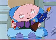 Family Guy – (5. Staffel) - Mit seinen Eltern brabbelt Stewie (Bild) in Babysprache, aber die Zuschauer verstehen ihn als das Mutter hassende Mastermind, das er ist ...